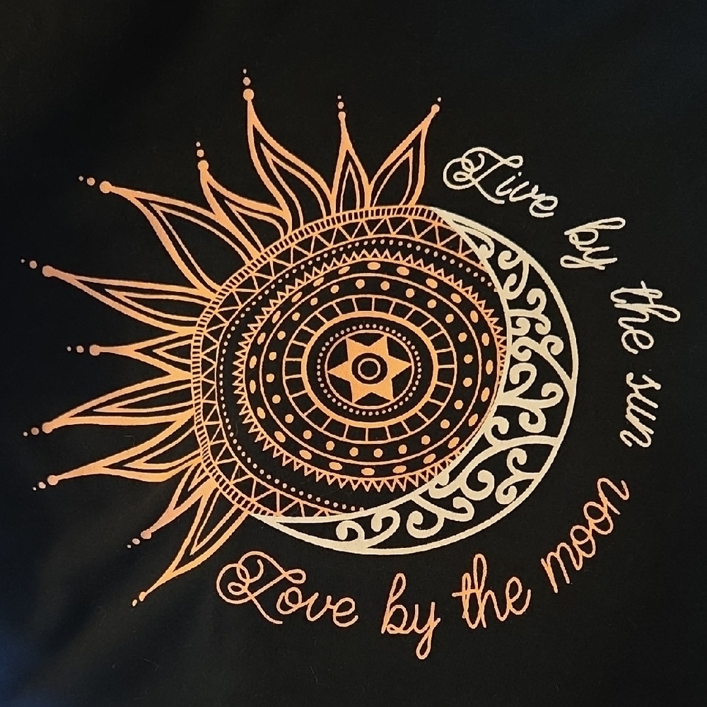 Live By The Sun Love By The Moon Black Graphic Women's Top - Picture 5 of 5